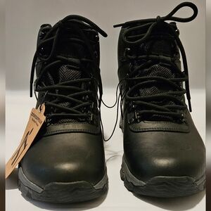 Waterproof Leather Outdoor Boots Men's sz 8.5 Women's sz 10.5 NWT Traction